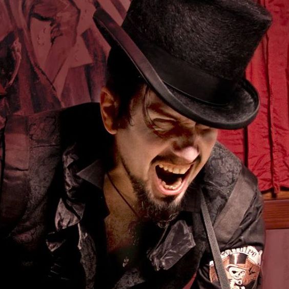 Aurelio Voltaire