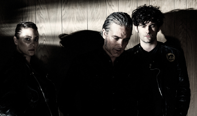 BLACK REBEL MOTORCYCLE CLUB / Take Them〜 Take Them On, On Your Own - Wikipedia