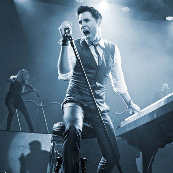 Frankie Moreno