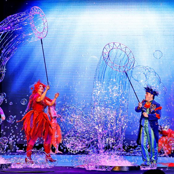 The Underwater Bubble Show