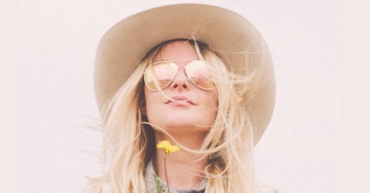 Elizabeth Cook