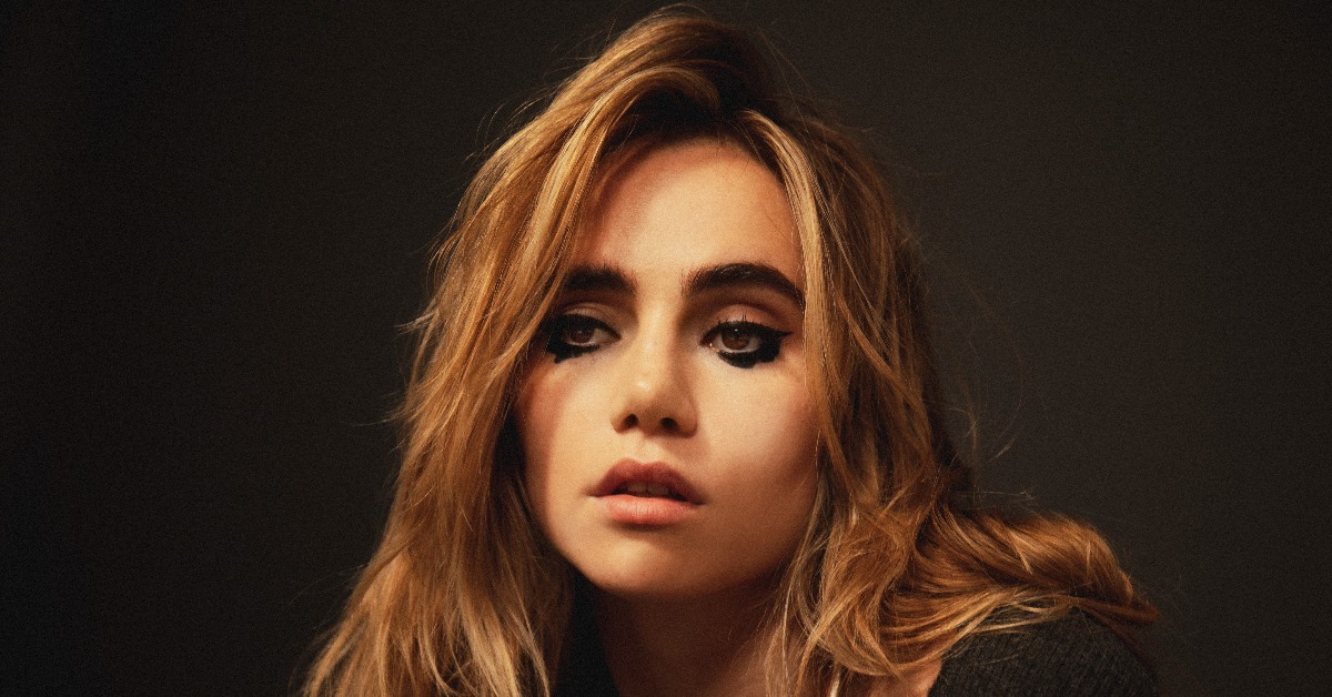 Suki Waterhouse
