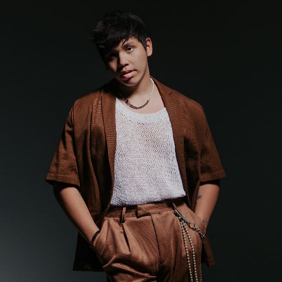 <a href="https://www.axs.com/artists/1110730/clinton-kane-tickets"></a>