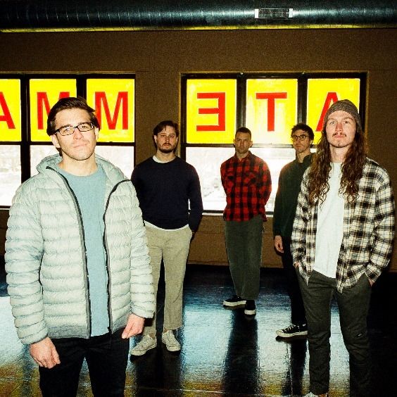 Knuckle Puck