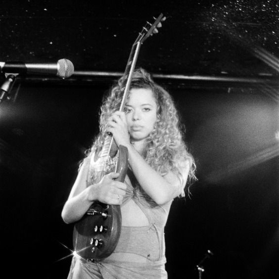 Nilüfer Yanya