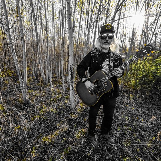J Mascis