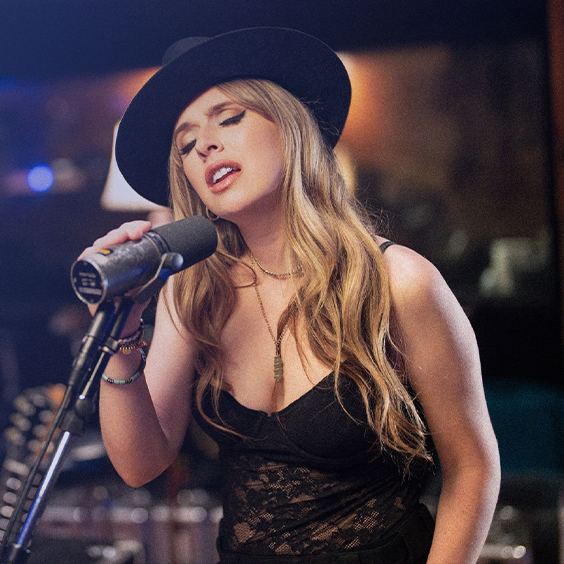 ZZ Ward