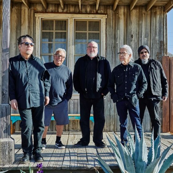 Los Lobos