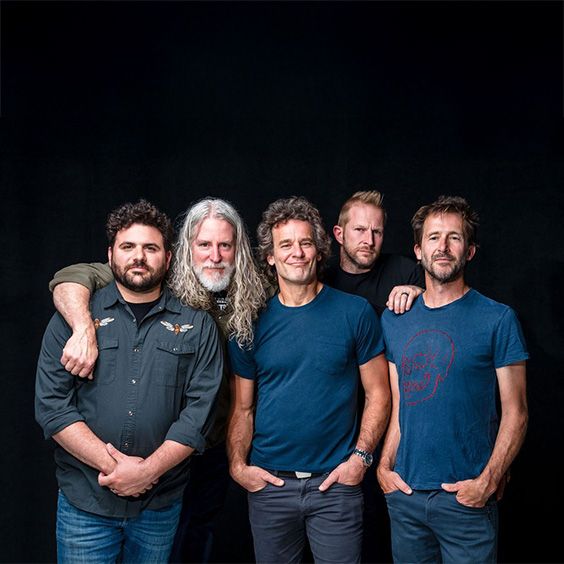 <a href="https://www.axs.com/artists/104044/carbon-leaf-tickets">WNRN Presents</a>