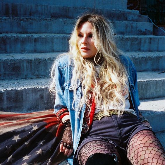 Elizabeth Cook