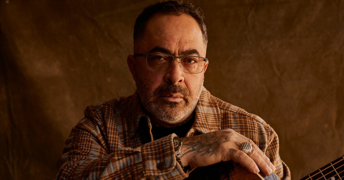 Aaron Lewis & The Stateliners