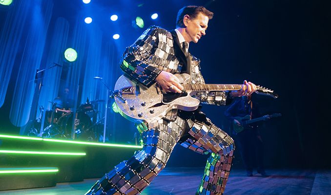 Chris Isaak