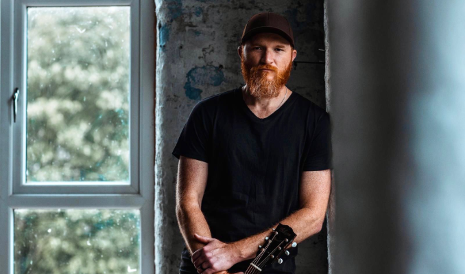 Artist Image for Eric Paslay