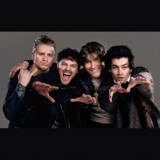 Super Fan VIP Package