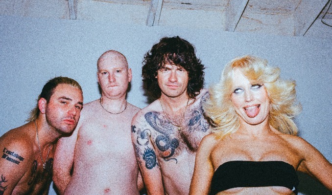 More Info for Amyl and The Sniffers