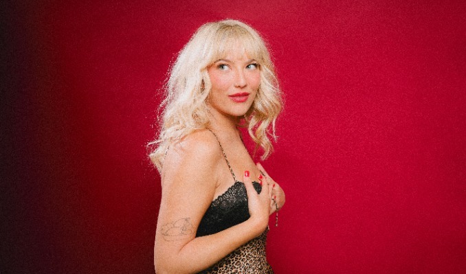 Cate at Row One Stage in Nashville, TN