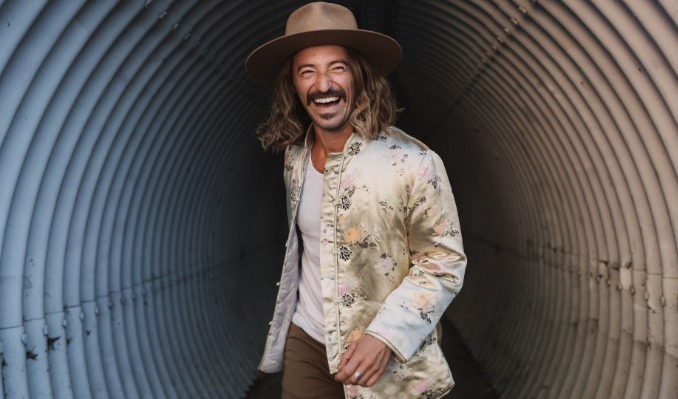 Jesse Roper at Row One Stage in Nashville, TN