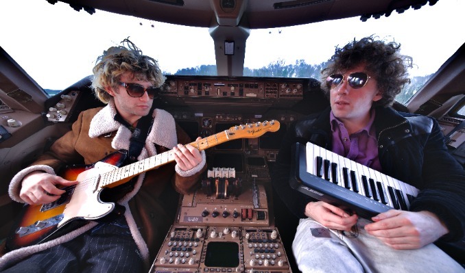 Find Joy: Toast Club + Contrail + Bugbear