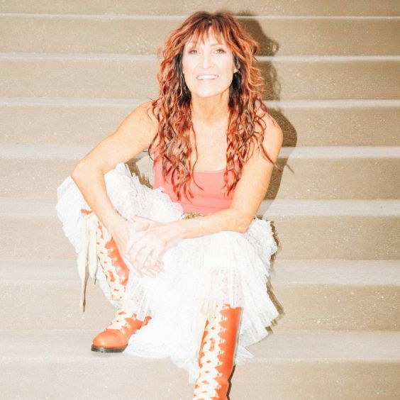 Jo Dee Messina