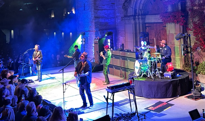 More Info for Billy Bob Thornton & The Boxmasters