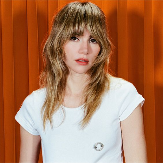 Suki Waterhouse