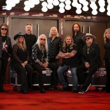 Lynyrd Skynyrd Backstage Photo Experience - Lynyrd Skynyrd で The