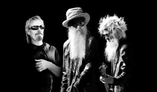 ZZTOP ツアーピック ZZ Top Silver Premium Ticket Package - AXS JP