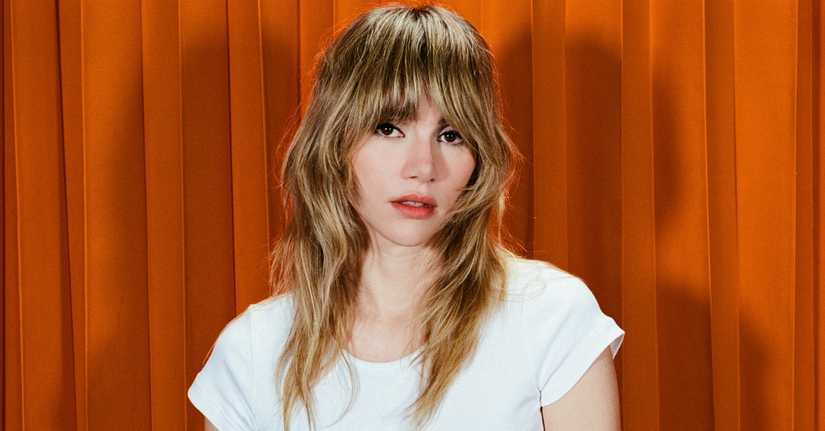 Suki Waterhouse