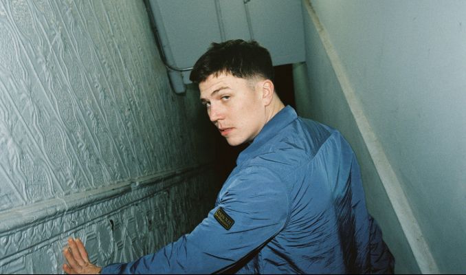 Artist Image for Aaron Rowe
