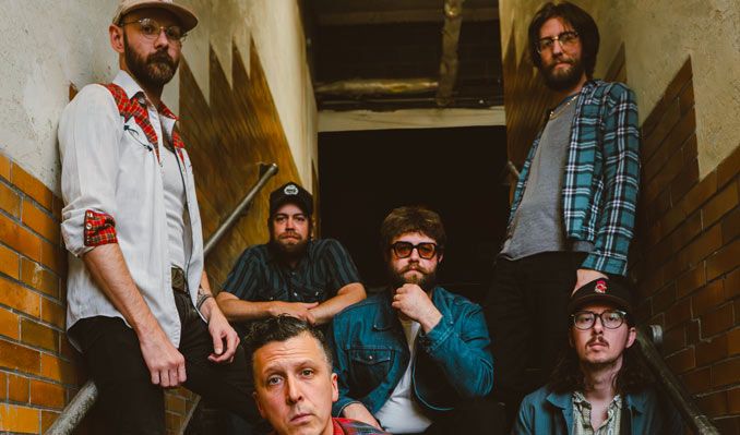 Artist Image for American Aquarium