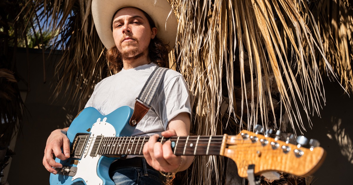 Daniel Donato's Cosmic Country