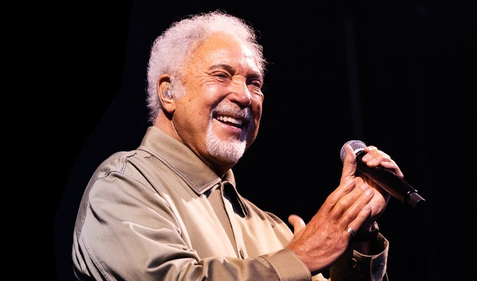 Tom Jones (21+ Event)