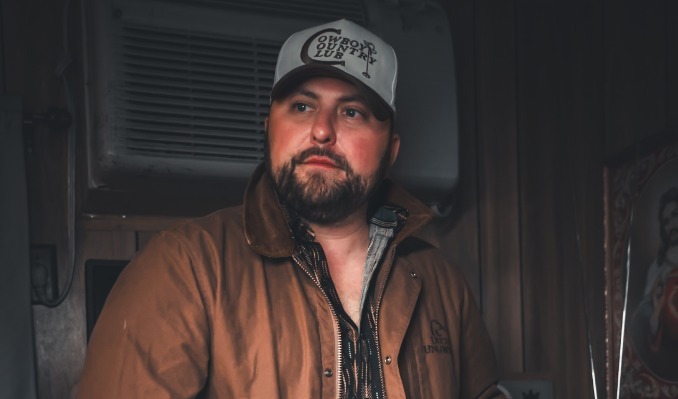 Tyler Farr