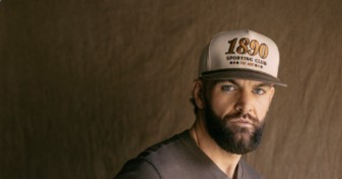 Dylan Scott