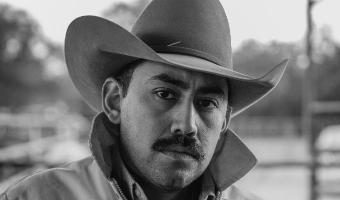 Dustin de la Garza
