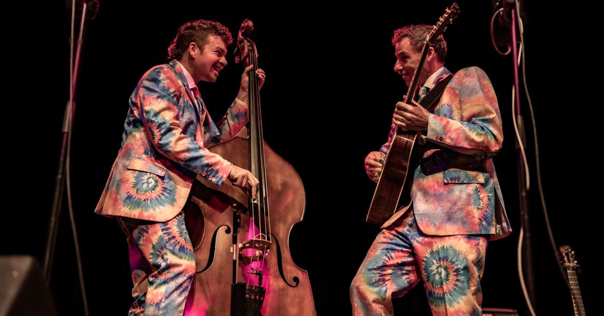 Falco & Book  (Of The Infamous Stringdusters) Play Jerry Garcia