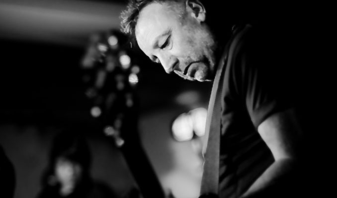 Peter Hook & The Light
